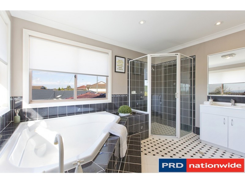 11 Giles Close, Glenmore Park NSW 2745