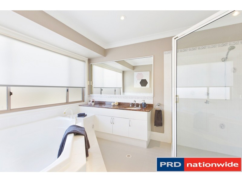 11 Giles Close, Glenmore Park NSW 2745