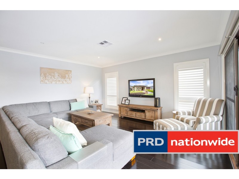 48 Bluestone Drive, Glenmore Park NSW 2745