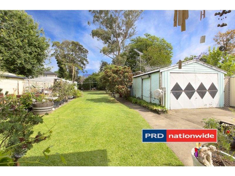 71 Ladbury Ave, Penrith NSW 2750