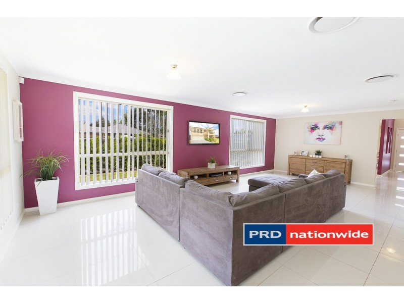 24 Bradley Street, Ropes Crossing NSW 2760