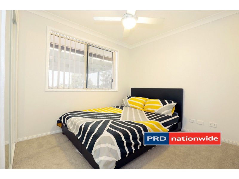 2/72 Pembroke Street, Cambridge Park NSW 2747