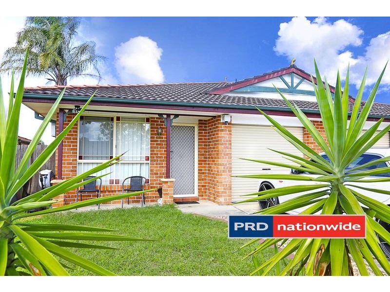 2/19 Tharkinna Close, Cranebrook NSW 2749