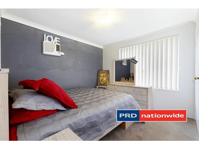 2/19 Tharkinna Close, Cranebrook NSW 2749