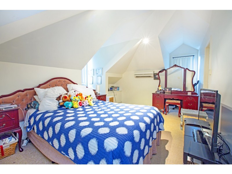 2/63 College Street, Cambridge Park NSW 2747