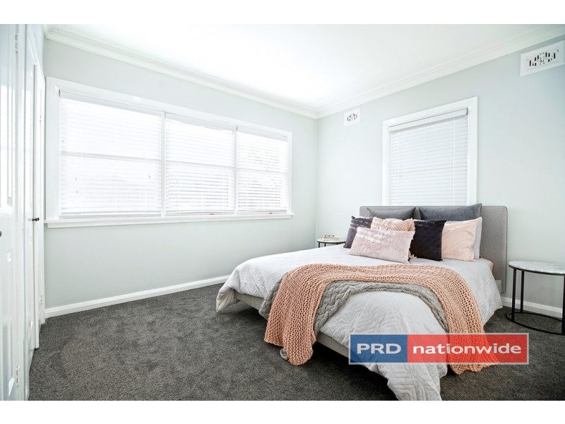 32 Ladbury Avenue, Penrith NSW 2750