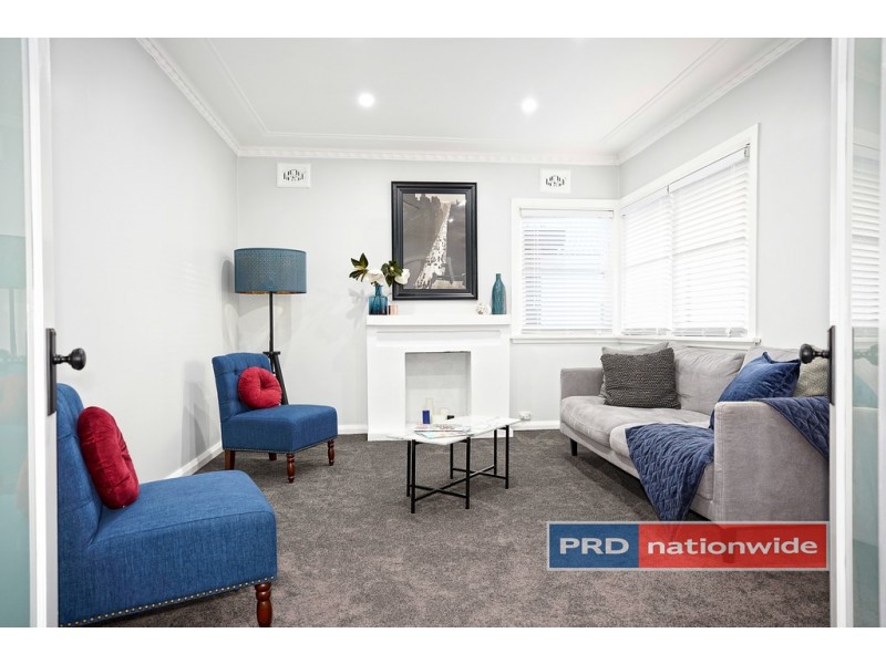 32 Ladbury Avenue, Penrith NSW 2750