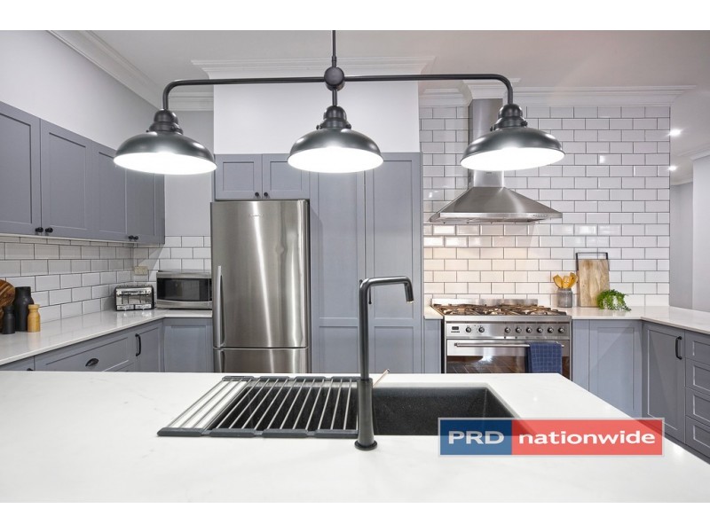 32 Ladbury Avenue, Penrith NSW 2750