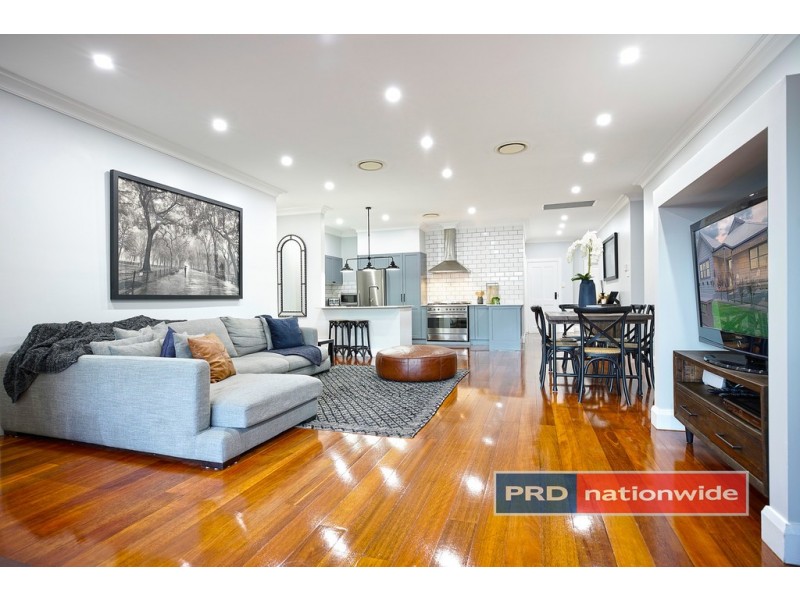 32 Ladbury Avenue, Penrith NSW 2750