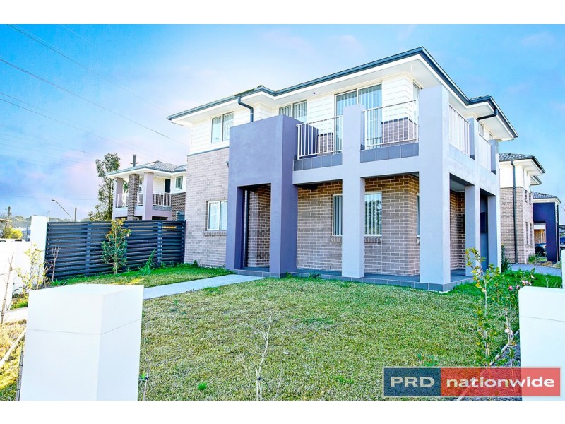2 Empire Circuit, Penrith NSW 2750