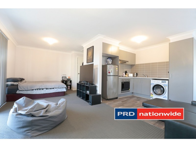 102 and 102A William Hart Crescent, Penrith NSW 2750