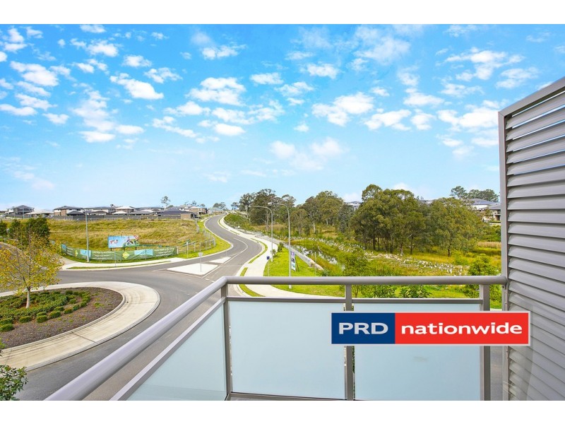 30/2 Glenmore Ridge Drive, Glenmore Park NSW 2745