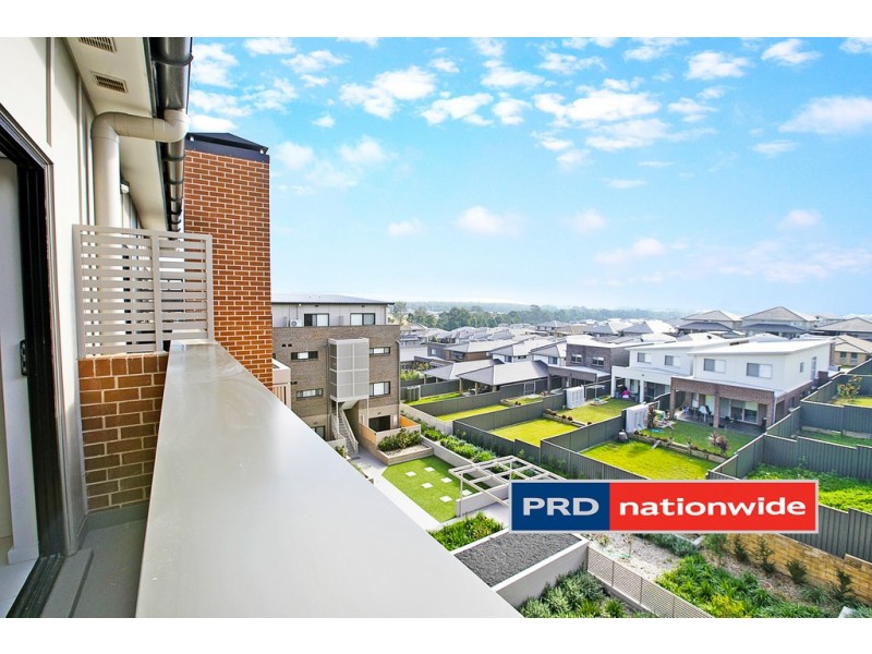 30/2 Glenmore Ridge Drive, Glenmore Park NSW 2745