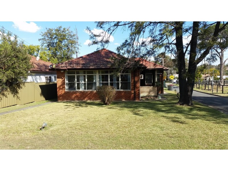 2/14 Fulton Street, Penrith NSW 2750