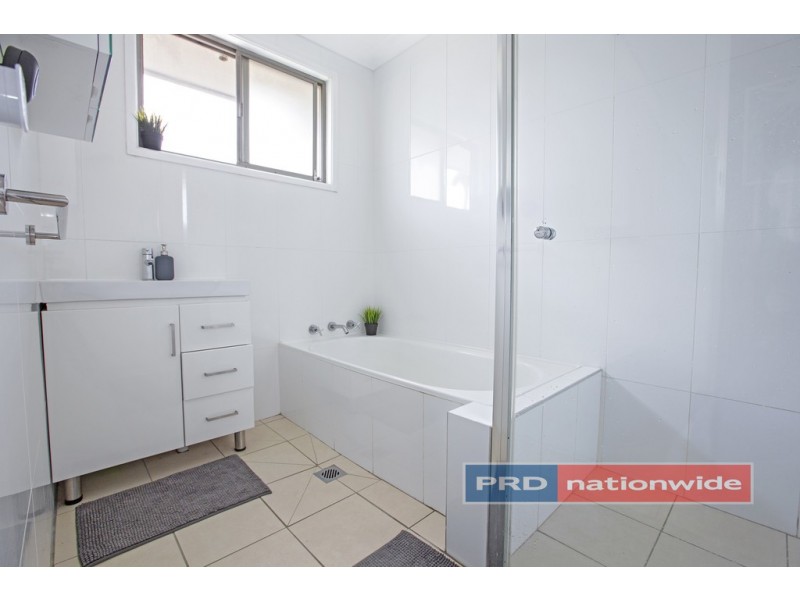 1 Oxford Street, Cambridge Park NSW 2747