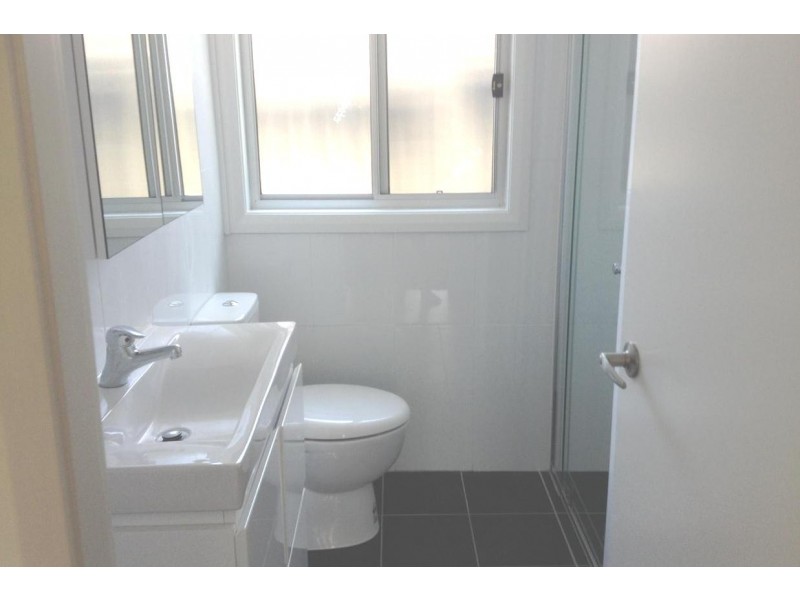 1 Oxford Street, Cambridge Park NSW 2747