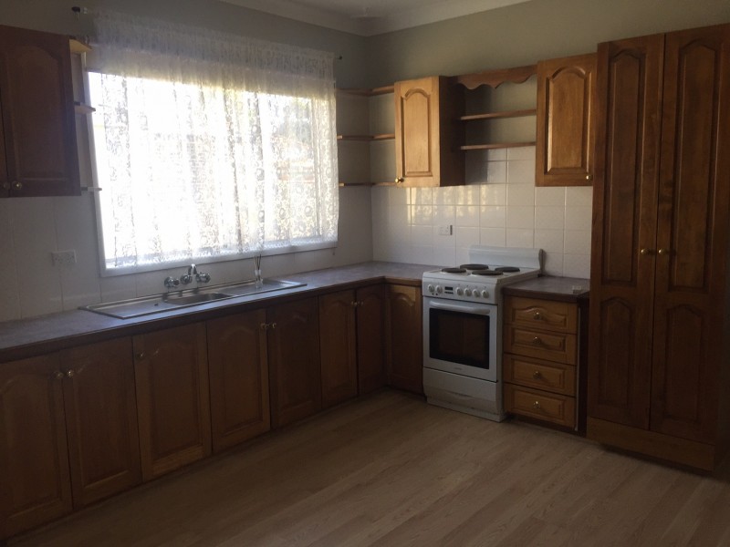 81 Bringelly Road, Kingswood NSW 2747