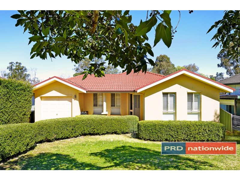 12 Balmoral Drive, Cambridge Park NSW 2747