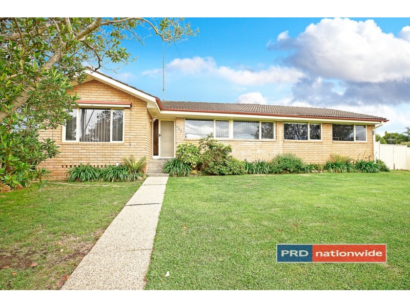 121 Maxwell Street, South Penrith NSW 2750