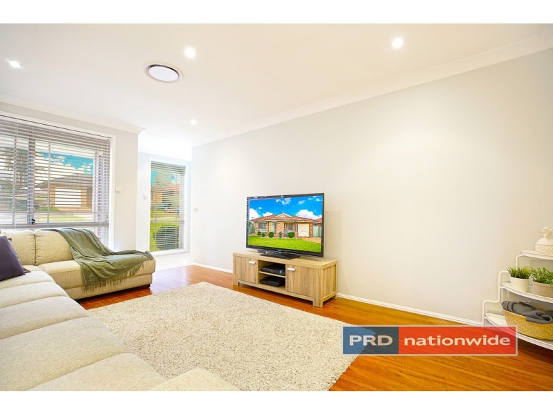 13 Kumbara Close, Glenmore Park NSW 2745