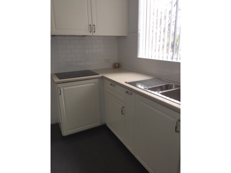 6/209 Derby Street, Penrith NSW 2750