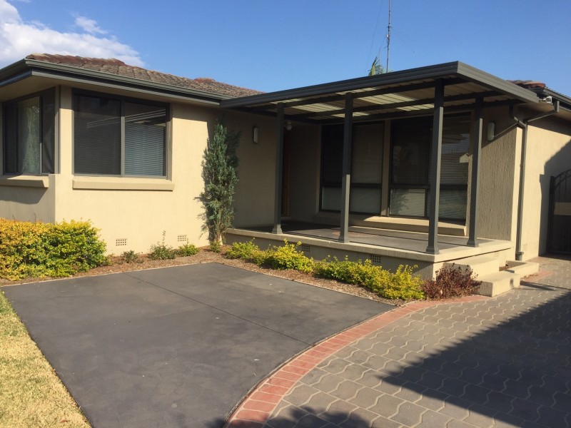 28 Grassmere Avenue, South Penrith NSW 2750