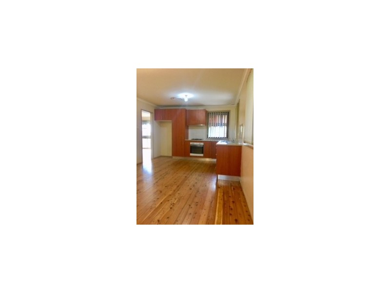 16 Scenic Circuit, Cranebrook NSW 2749