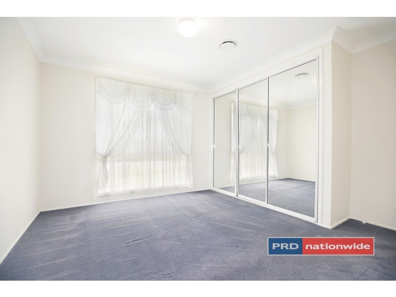 6 Picnic Place, Claremont Meadows NSW 2747