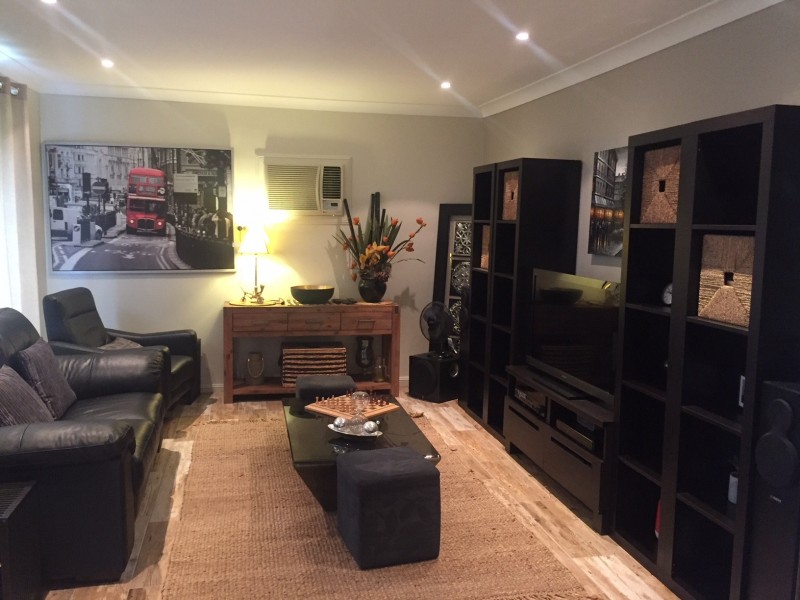 42 Richmond Road, Cambridge Park NSW 2747