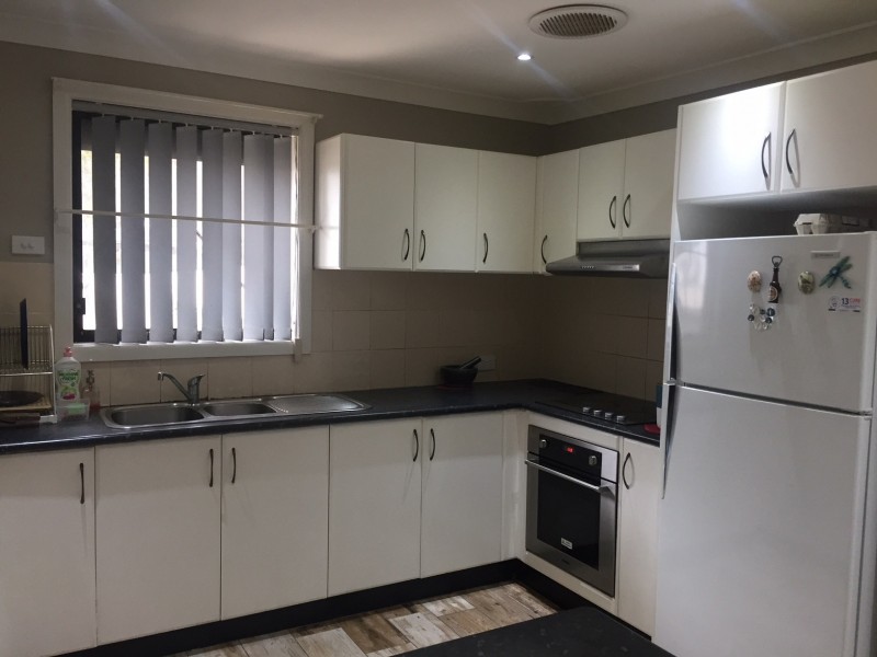 42 Richmond Road, Cambridge Park NSW 2747