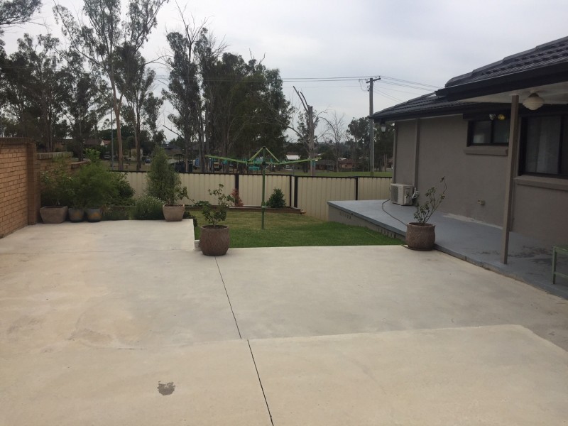 42 Richmond Road, Cambridge Park NSW 2747