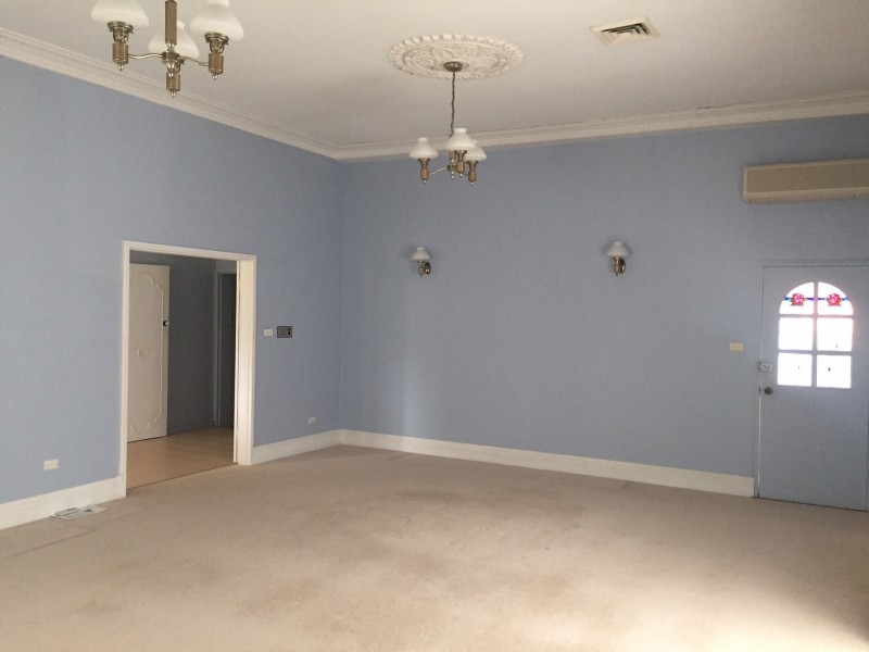 20 Robert Street, Penrith NSW 2750