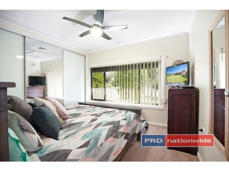 72 College Street, Cambridge Park NSW 2747