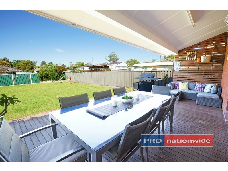 72 College Street, Cambridge Park NSW 2747