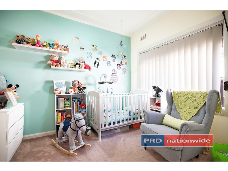 72 College Street, Cambridge Park NSW 2747