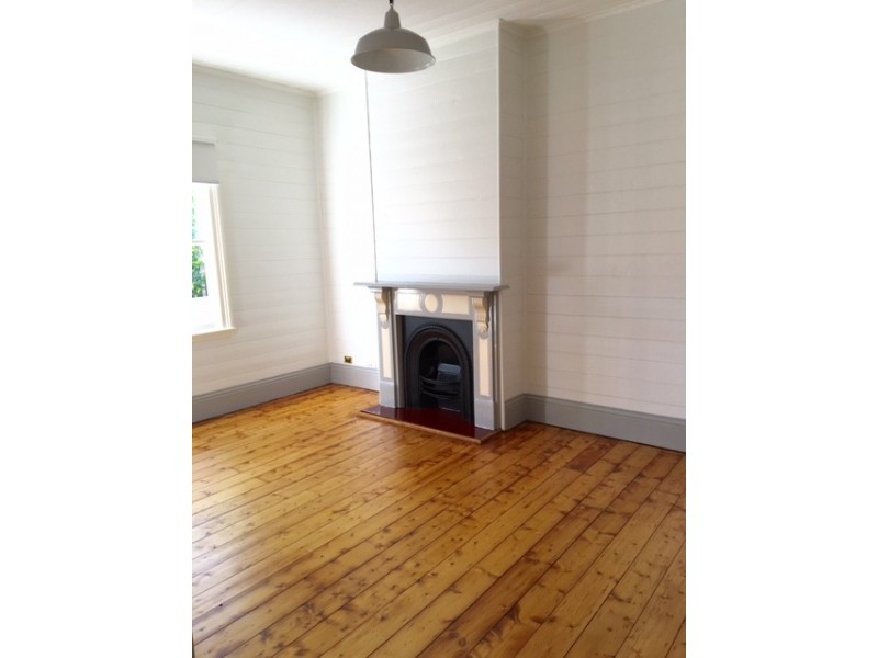 202 Derby Street, Penrith NSW 2750