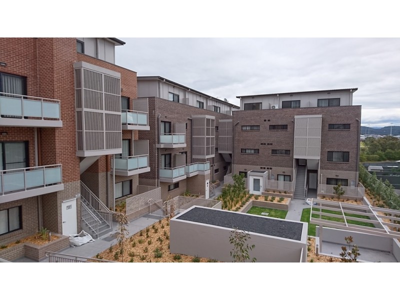 14/2 Glenmore Ridge Drive, Glenmore Park NSW 2745