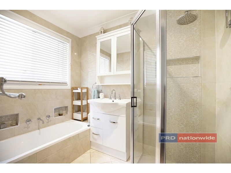 21 Silvereye Close, Glenmore Park NSW 2745