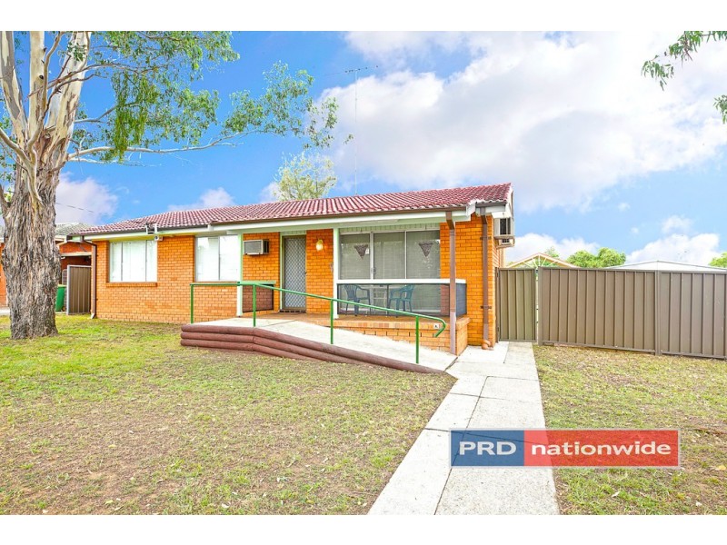 16 Timgalen Avenue, South Penrith NSW 2750