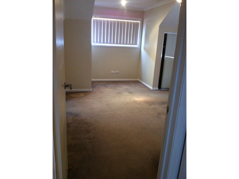 8/9 Barlow Street, Cambridge Park NSW 2747