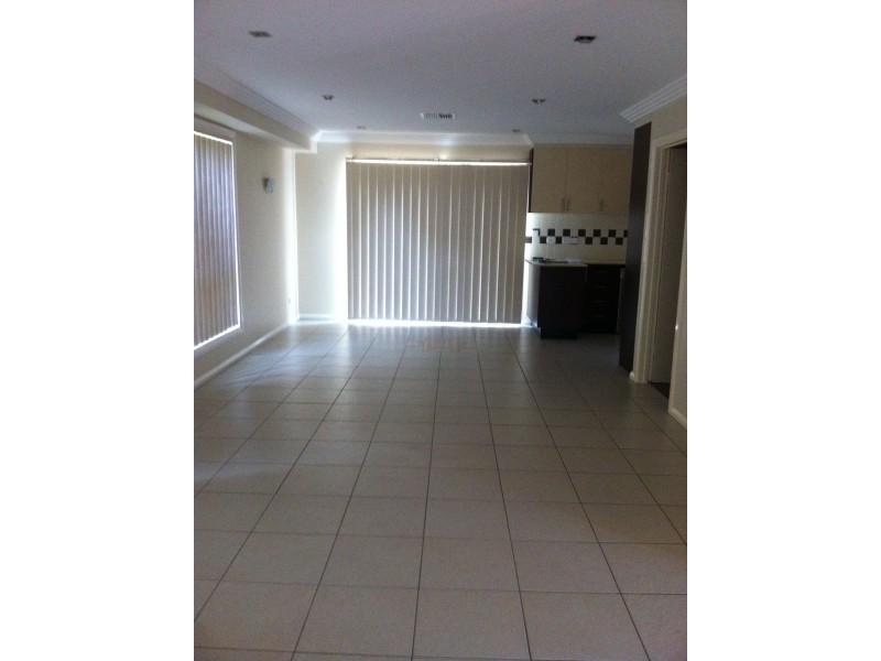 8/9 Barlow Street, Cambridge Park NSW 2747