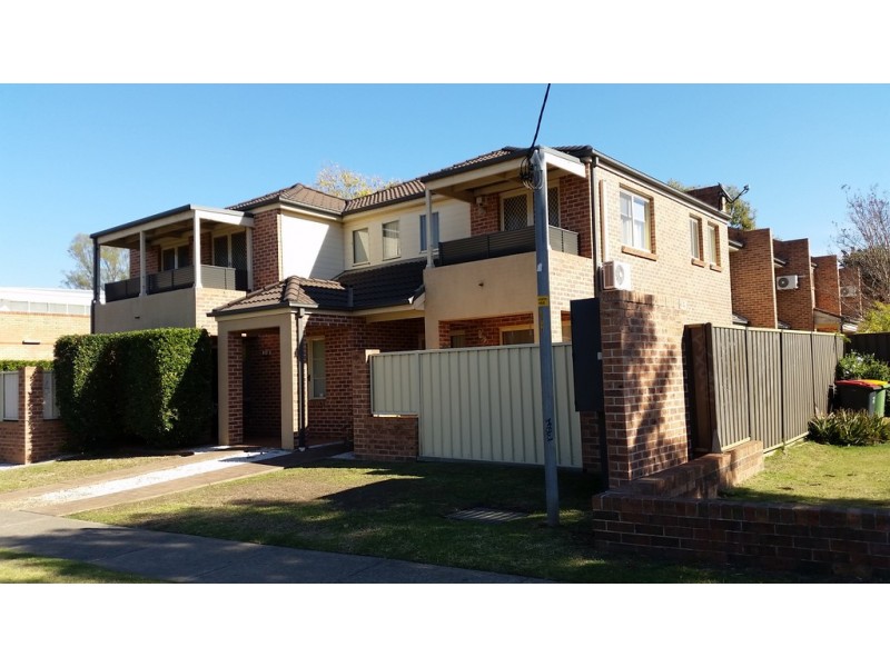 9/7 Bringelly Road, Kingswood NSW 2747