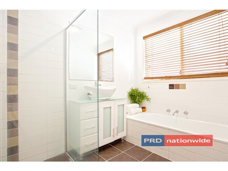 23 Woodi Close, Glenmore Park NSW 2745