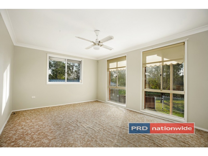 27 Bottlebrush Drive, Cranebrook NSW 2749