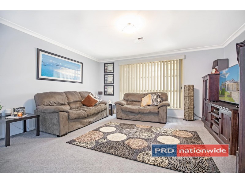 4 Crossandra Close, Cranebrook NSW 2749