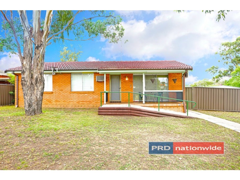 16 Timgalen Avenue, South Penrith NSW 2750