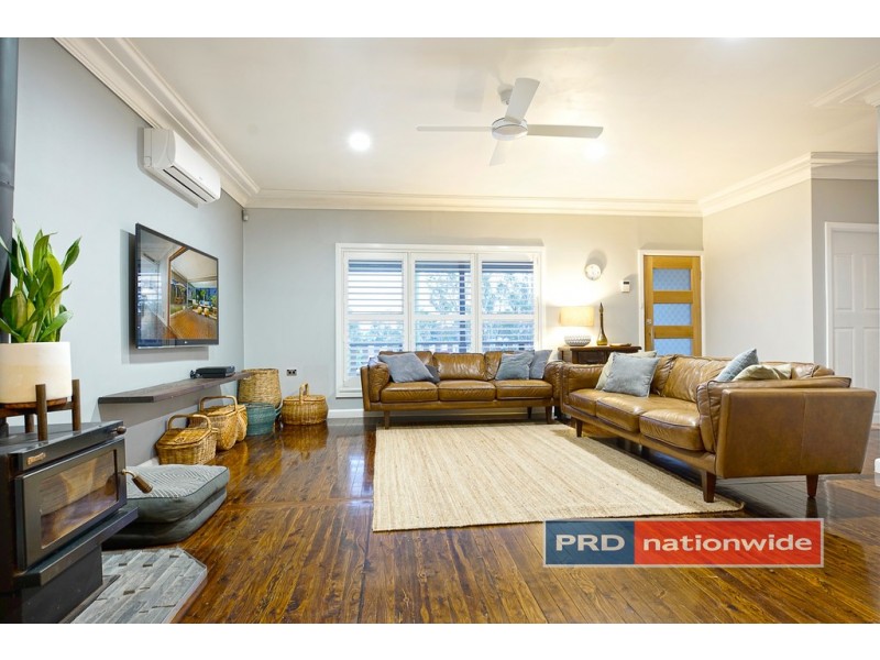 7 Conway Avenue, Cambridge Park NSW 2747