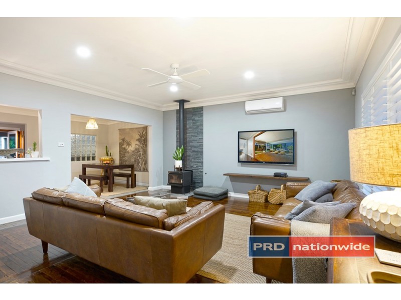 7 Conway Avenue, Cambridge Park NSW 2747