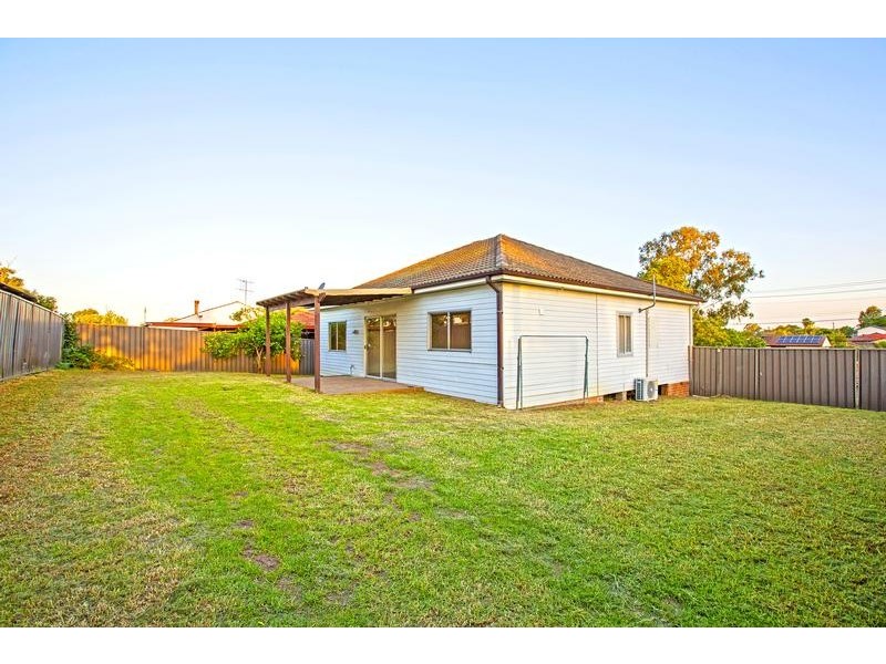 23 Balmoral, Cambridge Park NSW 2747