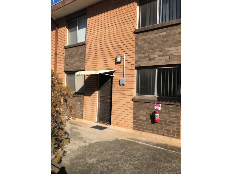 8/1-2 The Crescent, Penrith NSW 2750